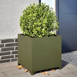 Cette jardinière est un excellent choix pour contenir vos plantes ou fleurs préférées et les ajouter à vos jardins, balcons o ...