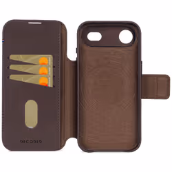 Decoded D26IPO17ADW5CN Étui avec portefeuille iPhone Air Marron - Vue supplémentaire 6