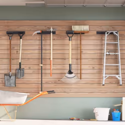 Gardez vos outils organisés et facilement accessibles grâce à ces élégants supports de rangement pour outils de jardin.Matéri ...