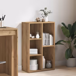 Cette armoire à livres, au design épuré et classique, se veut un supplément décoratif et pratique à votre décoration intérieu ...