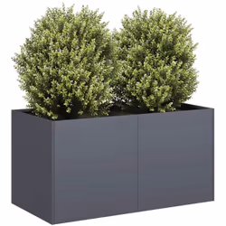 Améliorez vos espaces extérieurs avec cette élégante jardinière, parfaite pour les jardins, les balcons et les patios. Matéri ...