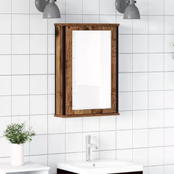 L'armoire de salle de bain à miroir présente un design épuré qui allie fonctionnalité et style, ce qui en fait un complément  ...