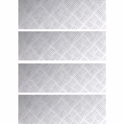 Cet ensemble de marches d'escalier en aluminium vise à améliorer la sécurité et le style dans votre entrée ou couloir. Avec l ...