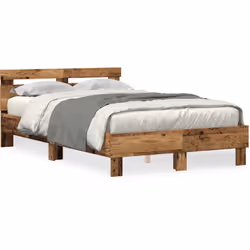 Ce cadre de lit en bois massif récupéré est parfait pour donner du caractère à ta chambre, mettant en avant la beauté naturel ...