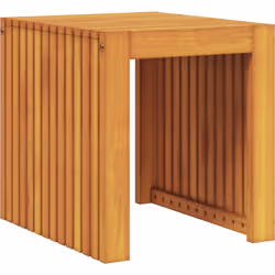 Cette table d'appoint de jardin, joliment fabriquée à partir de teck massif, est un ajout chic à tout espace extérieur. Mesur ...