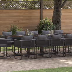 Ce grand ensemble de salle à manger d'extérieur a un design moderne et une solidité de ouf, parfait pour des barbecues d'été, ...