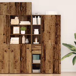 Ce Buffet Rustique répond à vos besoins de rangement avec style, alliant fonctionnalité et esthétique chaleureuse. Fait en bo ...