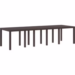 Cette grande table de patio en poly rattan synthétique, super résistante, a une jolie finition brune qui apporte une touche d ...