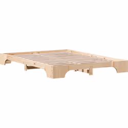 Ce cadre de lit en bois de pin massif mise sur la simplicité et la praticité, ce qui en fait un super élément pour ta chambre ...