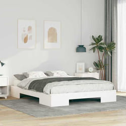 vidaXL Cadre de lit en pin blanc 140 x 200 cm. C'est un meuble pour la chambre à coucher au style moderne 873029