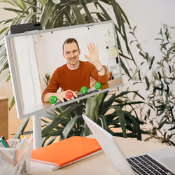 LG 27ART10AKPL Moniteur portable Aluminium 27" LED - Vue supplémentaire 5