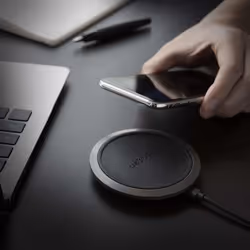 Spigen 000CH23122 chargeur d'appareils mobiles Smartphone Noir Secteur Intérieure