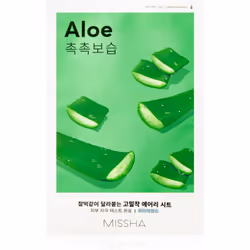 Complétez les réserves d’humidité de votre peau avec le masque tissu Missha Airy Fit Aloe, qui nourrit la peau, atténue les r ...
