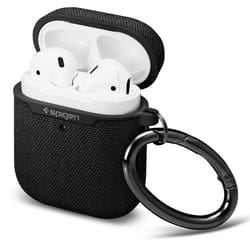 Spigen Urban Fit Emplacement