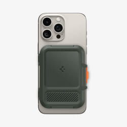 Spigen MagSafe Card Holder Lock Fit (MagFit) Vert