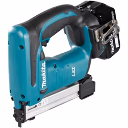Description générale Cette agrafeuse sans fil Makita DST221Z est idéale pour une utilisation dans les coins grâce à sa concep ...