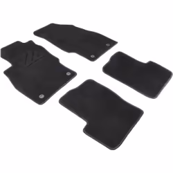 Nos tapis ont été spécialement conçus pour votre marque de voiture et s'intègrent parfaitement dans l'espace pour les pieds d ...
