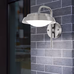 Description Applique murale en acier inoxydable pour une utilisation en extérieur. Cette lampe pour une utilisation en extéri ...