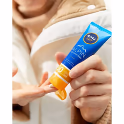 NIVEA 9005800341866 écran solaire et produit après soleil Crème d'écran solaire Visage 50 Adultes - Vue supplémentaire 4