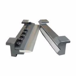 4 segments de pliage: 2 x 25 mm 1 x 50 mm 1 x 100 mm Épaisseur de tôle maximale: 1,5 mm - acier inoxydable 2,0 mm - acier dou ...