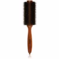 Obtenez une coiffure professionnelle avec une finition parfaite et enrobez vos cheveux des huiles naturelles pour garder leur ...
