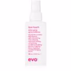 Il manque quelque chose à votre coiffure pour révéler toute sa beauté ? Le produit EVO Smooth Love Touch donnera un écla ...