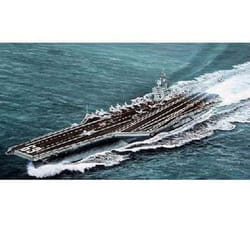 Porte-avions - TRUMPETER - USS CVN-69 Dwight D.Eisenhower 1978 - Maquette de 684 pièces - Echelle 1/700
