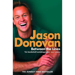 ISBN Between the Lines: My Story Uncut livre Paperback (Print-on-demand)