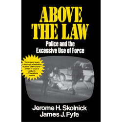 ISBN Above the Law Livre de poche