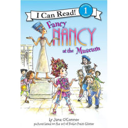 ISBN Fancy Nancy at the Museum livre Couverture rigide