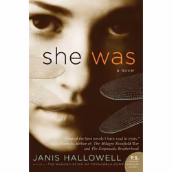 ISBN She Was, Livre de poche, 352 pages