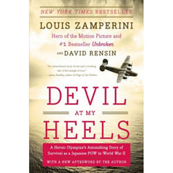 ISBN Devil at My Heels livre Livre de poche