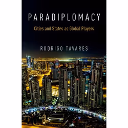 ISBN Paradiplomacy ( Cities and States as Global Players ), Anglais, Couverture rigide, 288 pages