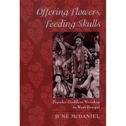 ISBN Offering Flowers Feeding Skulls ( Popular Goddess Worship in West Bengal ) Couverture rigide