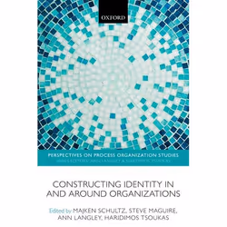 ISBN Constructing Identity in and around Organizations, Anglais, Couverture rigide, 352 pages