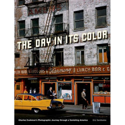 ISBN The Day in Its Color ( Charles Cushman's Photographic Journey Through a Vanishing America ) Anglais