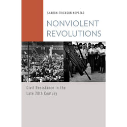 ISBN Nonviolent Revolutions ( Civil Resistance in the Late 20th Century ) livre Anglais Couverture rigide 200 pages