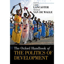 The Oxford Handbook of the Politics of Development (Oxford Handbooks) - [Livre en VO]