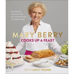 ISBN Mary Berry Cooks Up A Feast livre nourriture & boisson Anglais Couverture rigide