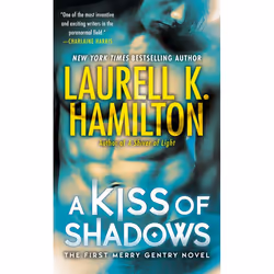 ISBN A Kiss of Shadows, Édition de poche, 480 pages