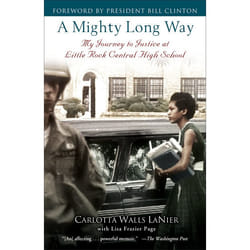 ISBN A Mighty Long Way livre biographie Anglais