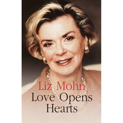 ISBN Love Opens Hearts livre biographie Anglais Couverture rigide
