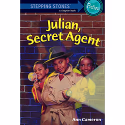 ISBN Julian, Secret Agent, Anglais, Livre broché, 80 pages