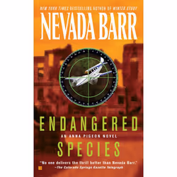 ISBN ENDANGERED SPECIES, Mystère et suspense, Anglais, Édition de poche, 320 pages
