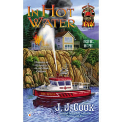ISBN In Hot Water livre Fiction Anglais Édition de poche