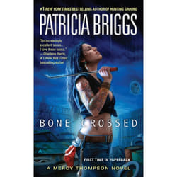 ISBN Bone Crossed livre Édition de poche