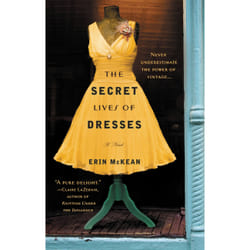 ISBN The Secret Lives of Dresses livre Anglais Livre broché 304 pages
