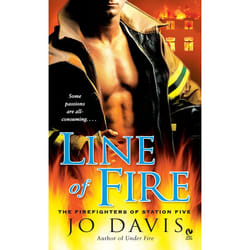 ISBN Line of Fire livre Édition de poche
