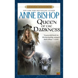 ISBN Queen of the Darkness livre Édition de poche