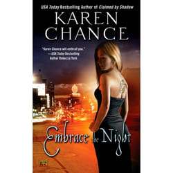 ISBN Embrace the Night livre Édition de poche